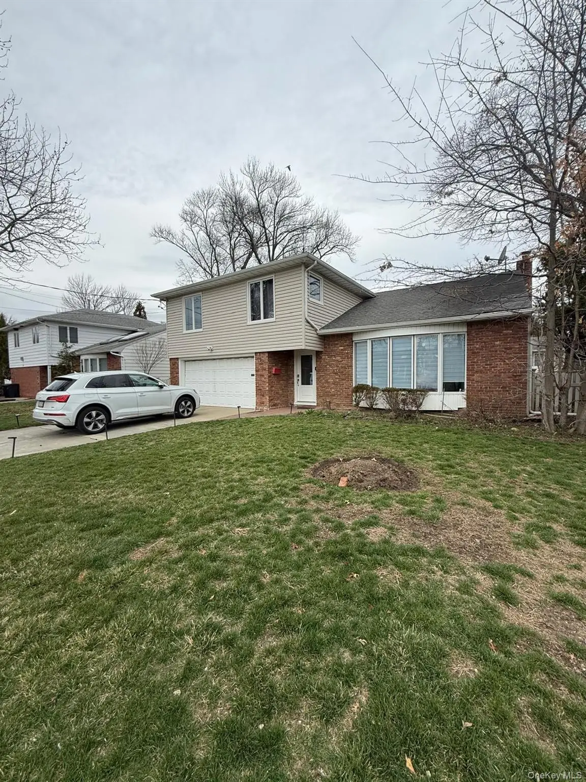 23 Geoffrey Lane, Hewlett, NY 11557 - #1