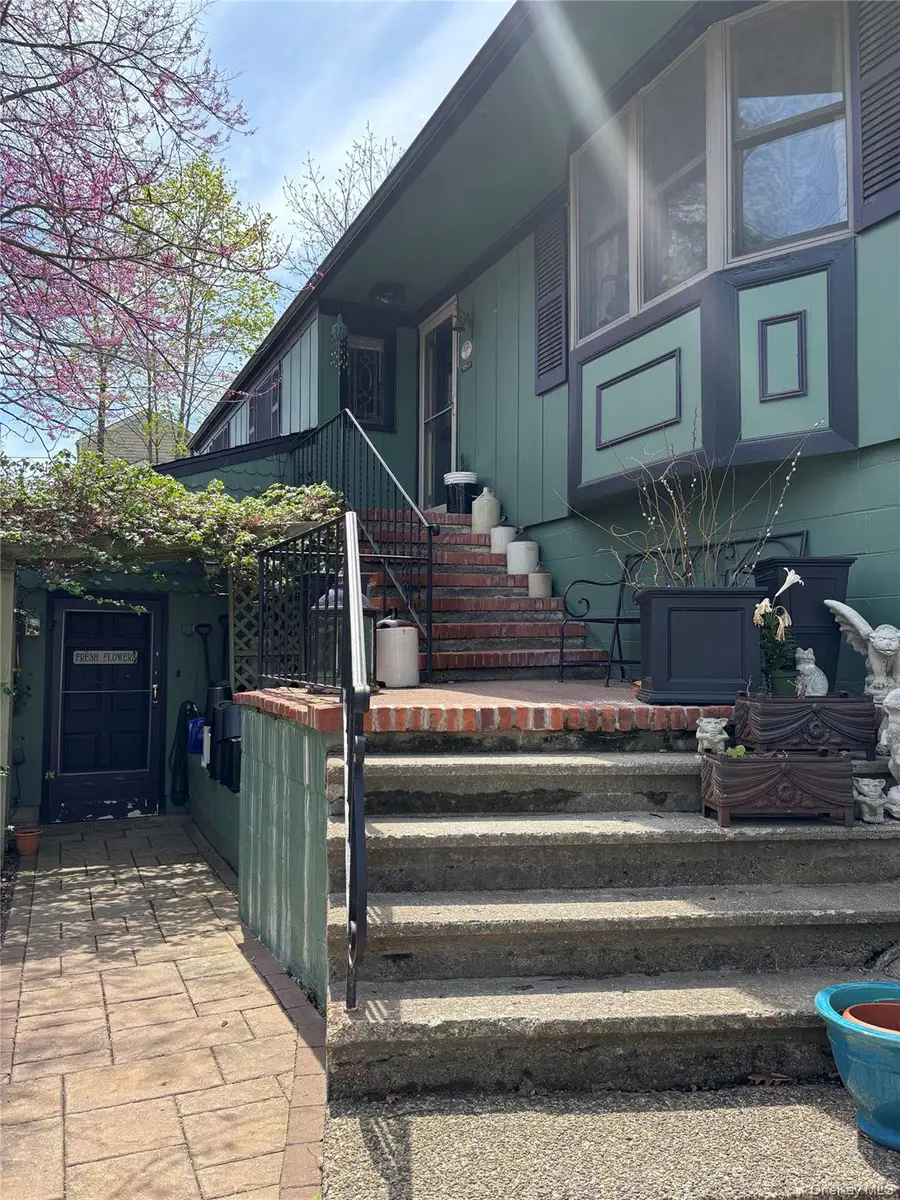 24 Ondaora Parkway, Highland Falls, NY 10928 - #3