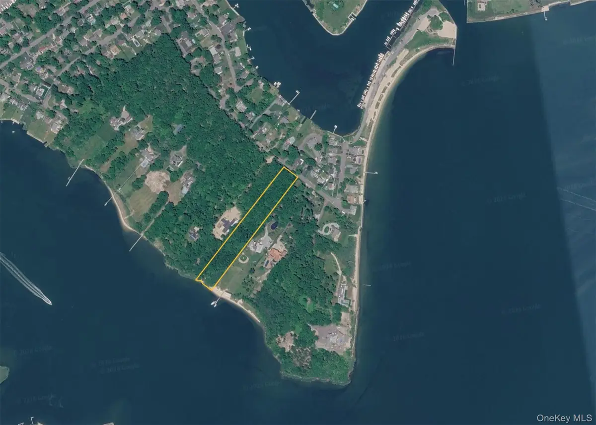 38 Old Neck Road S, Center Moriches, NY 11934 - #1