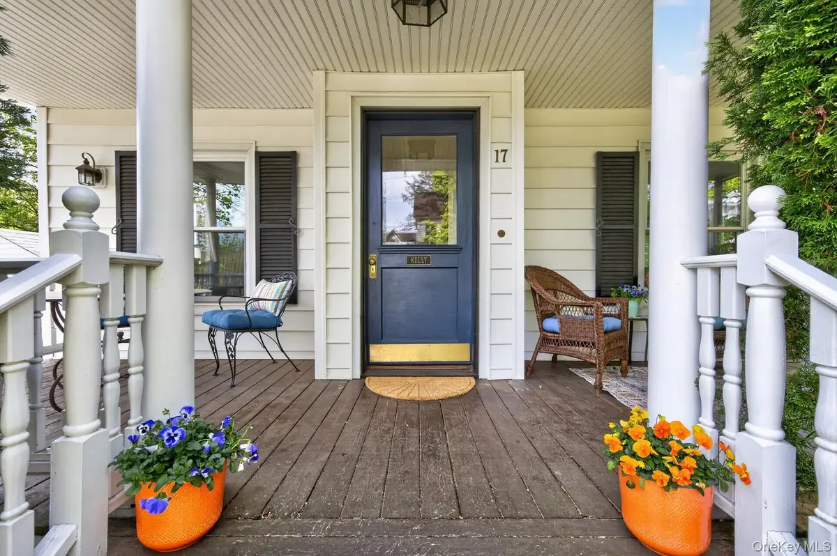 17 Riggs Place, Locust Valley, NY 11560 - #1