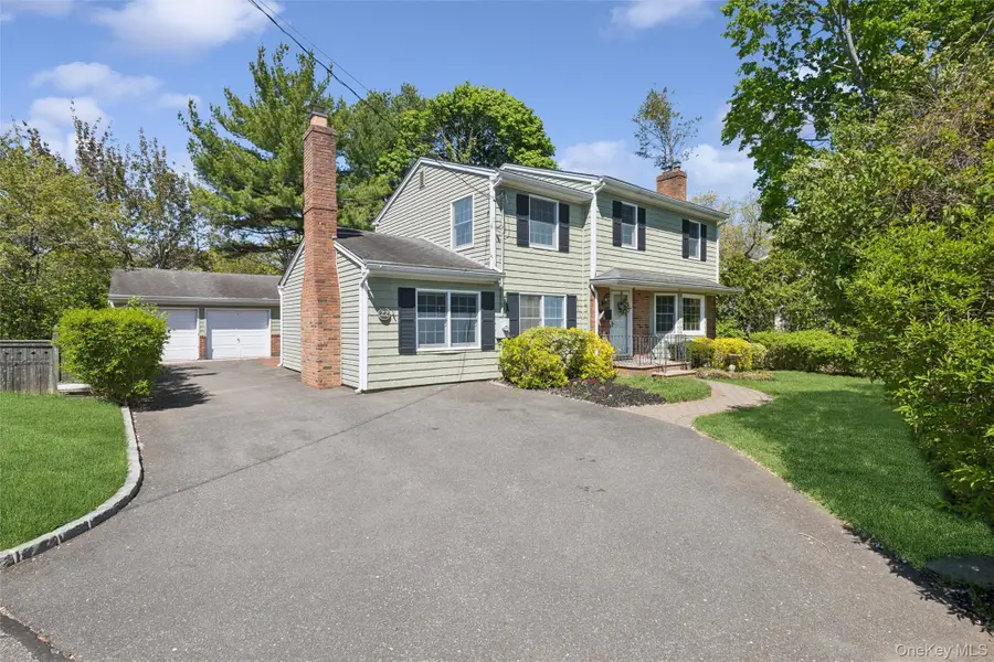 22 Baylis Place, Syosset, NY 11791 - #2