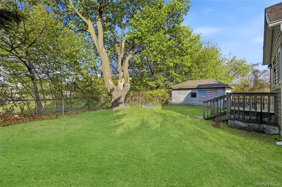 25 Lamport Avenue, Port Jefferson Station, NY 11776 - #3