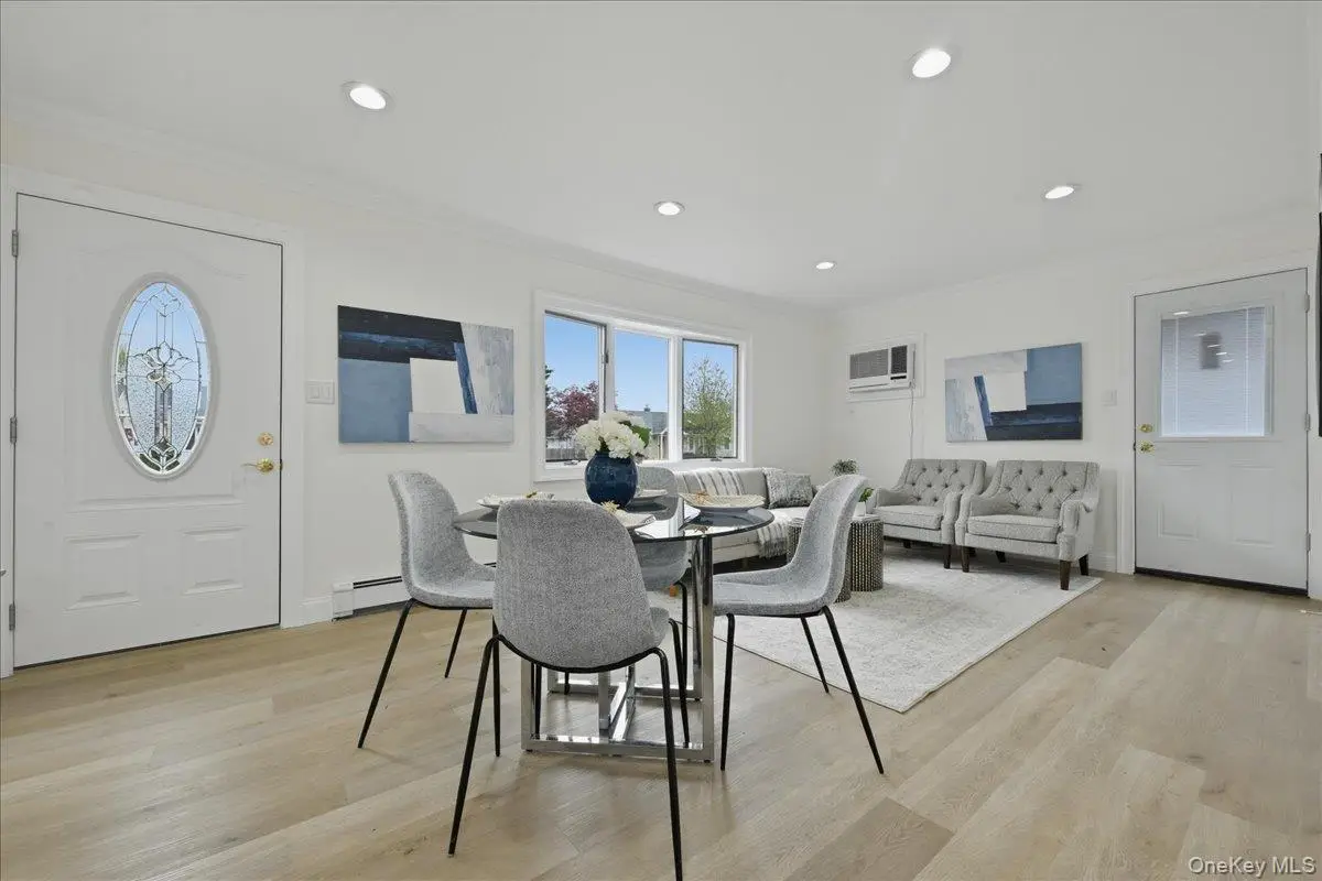 84 N Fordham Road, Hicksville, NY 11801 - #1