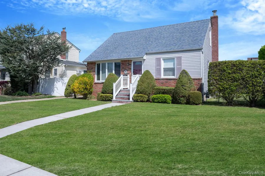 216 Doris Avenue, North Bellmore, NY 11710 - #3