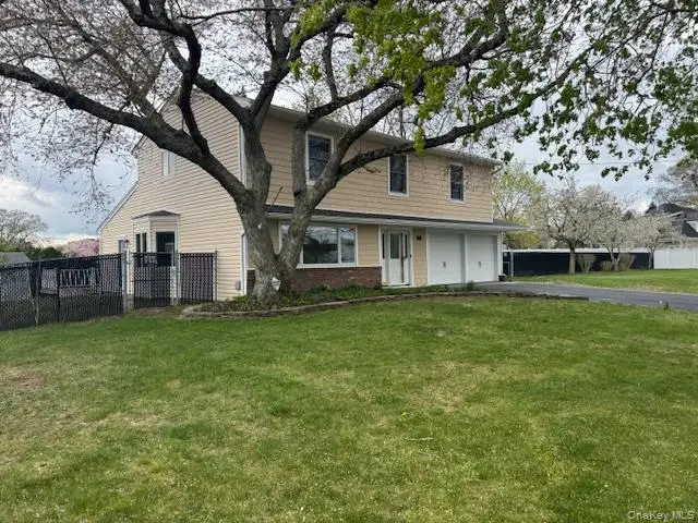 24 Moriches Road, Lake Grove, NY 11755 - #2