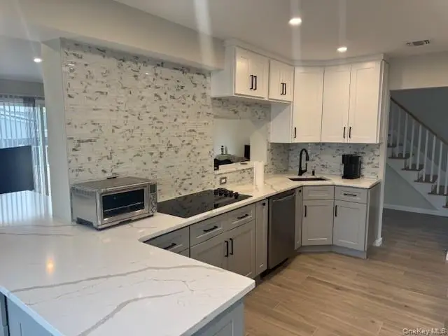 24 Moriches Road, Lake Grove, NY 11755 - #3