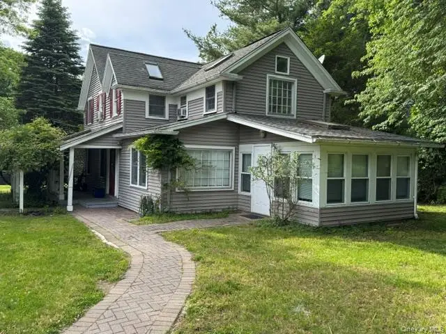 74 S Airmont Road, Suffern, NY 10901 - #1