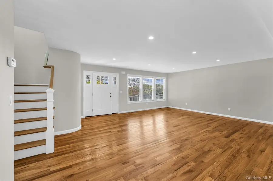 Address Withheld By Seller, Ronkonkoma, NY 11779 - #3