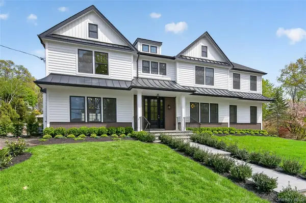 15 Ridge Drive, Port Washington, NY 11050