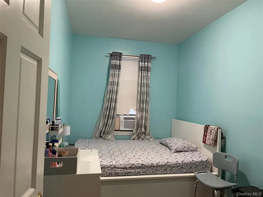 2464 Crescent Street, Astoria, NY 11102 - #2