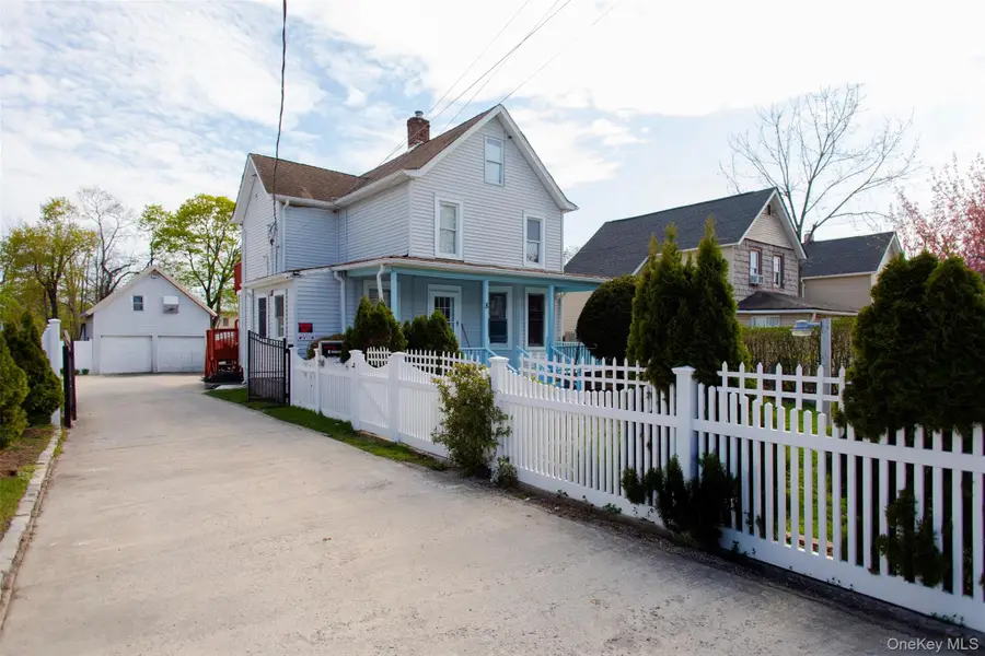 8 Brightside Avenue, Central Islip, NY 11722 - #2