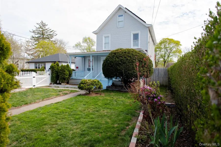 8 Brightside Avenue, Central Islip, NY 11722 - #3
