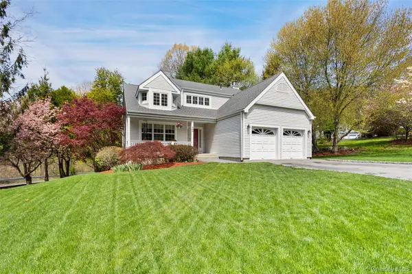 300 Rockwood Court, Yorktown Heights, NY 10598