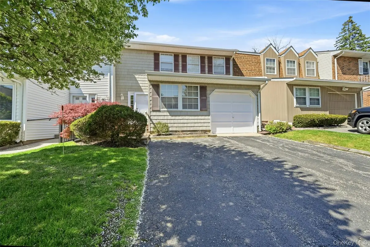 29 Jennings Lane, Woodbury, NY 11797 - #1
