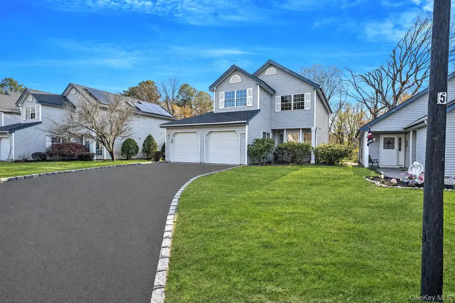 206 Dorado Court N, Middle Island, NY 11953 - #3