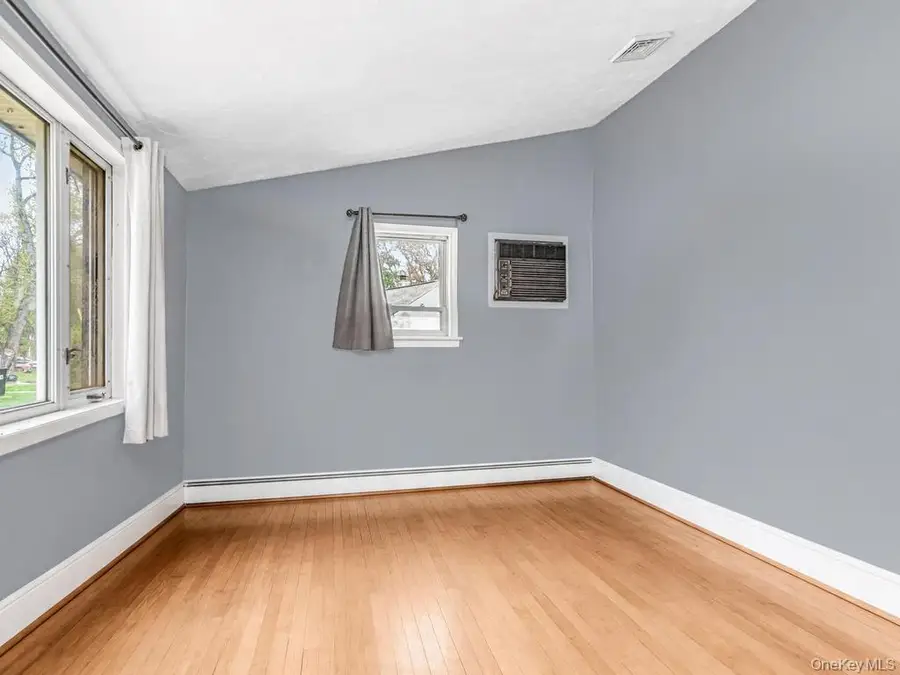 69 Cedar Avenue, New Windsor, NY 12553 - #3