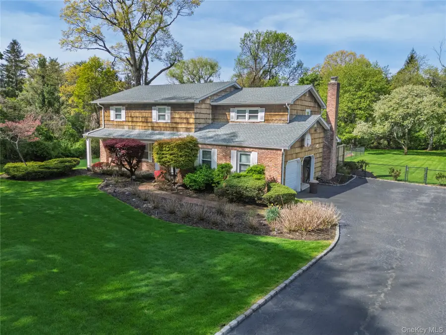 167 Brookville Lane, Glen Head, NY 11545 - #3