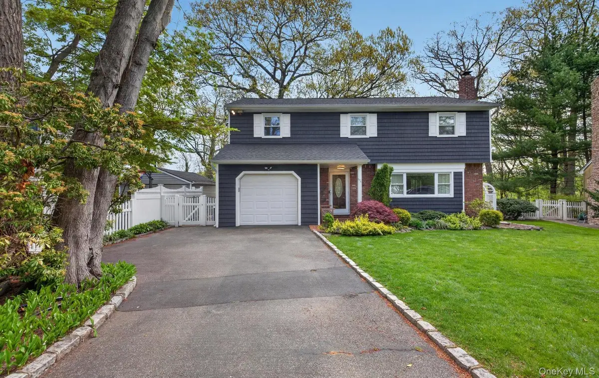 17 Hillcrest Drive #A, Glen Head, NY 11545 - #1