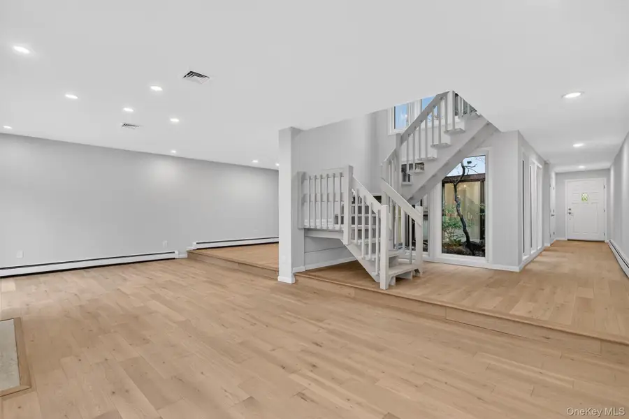 5 Bannock Court, Suffern, NY 10901 - #3