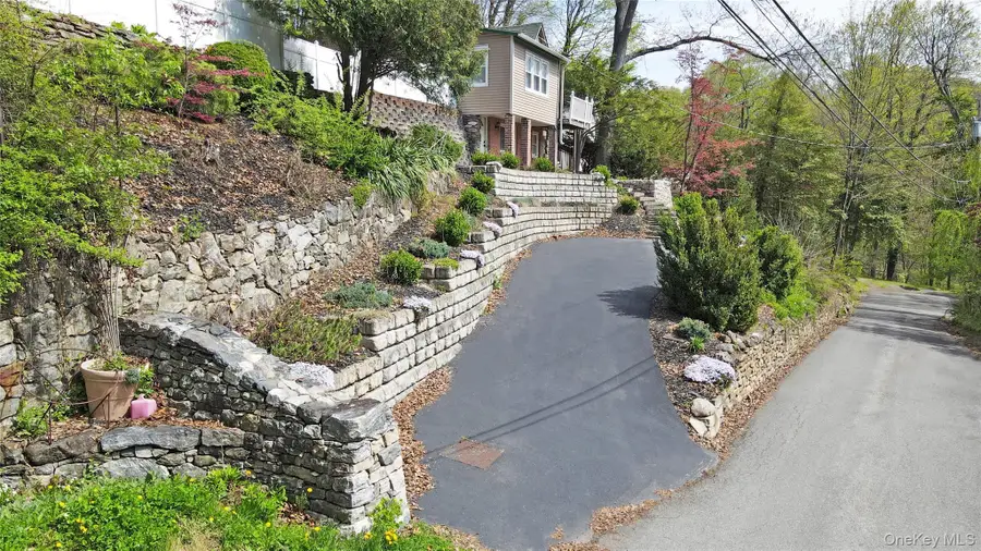 22 Harper Street, Lake Peekskill, NY 10537 - #2