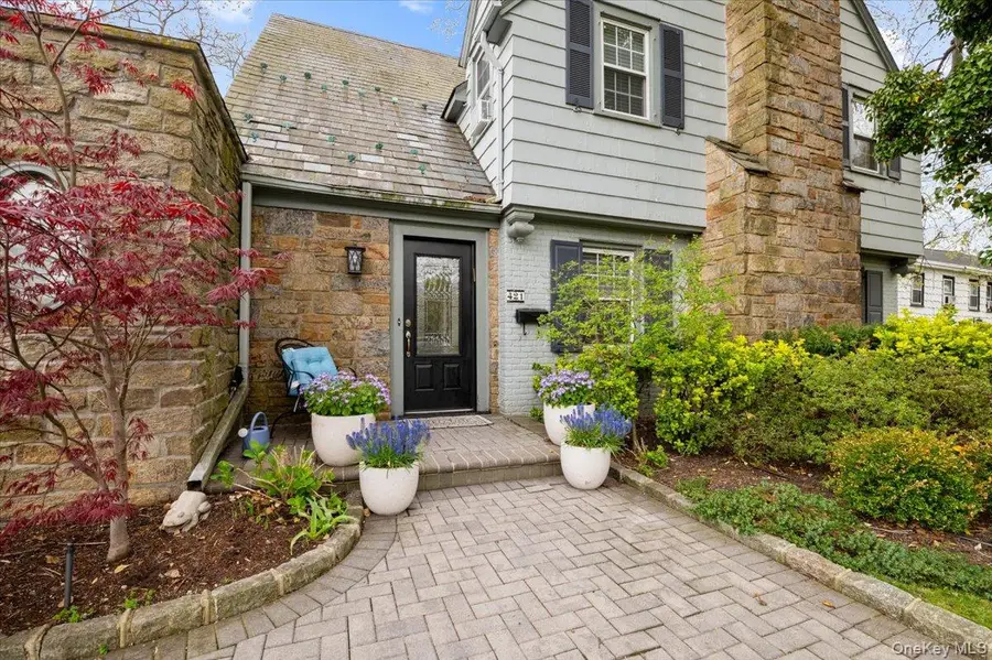 421 Broadway, Lawrence, NY 11559 - #2
