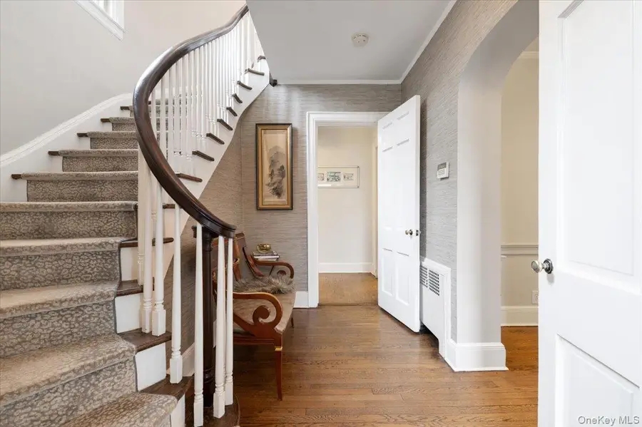 421 Broadway, Lawrence, NY 11559 - #3