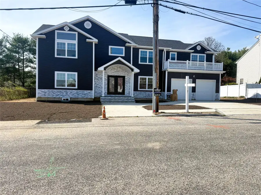 139 Miller Avenue, Amityville, NY 11701 - #3