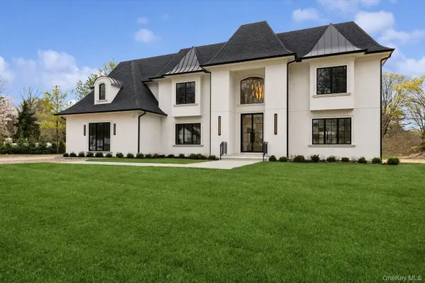 3 Wedgewood Drive, Dix Hills, NY 11746