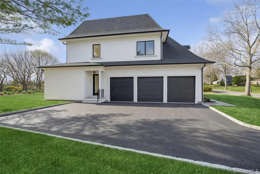 3 Wedgewood Drive, Dix Hills, NY 11746 - #3