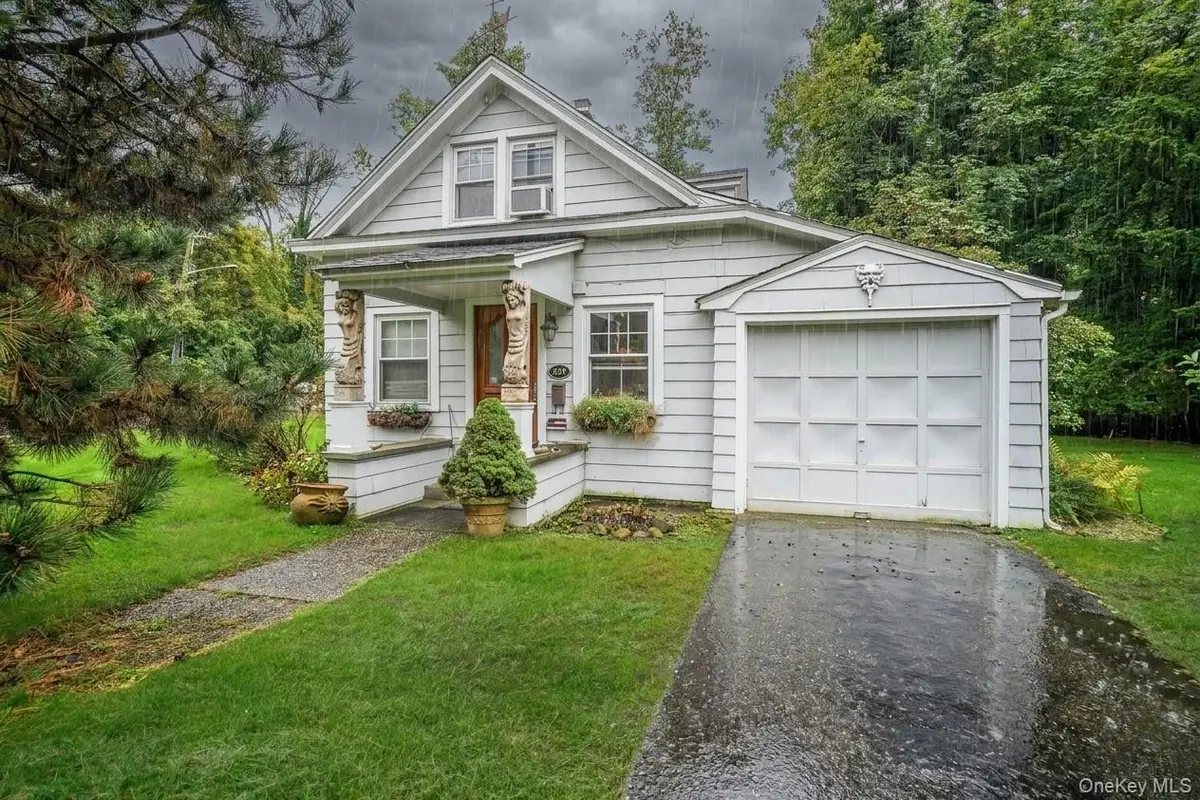 427 Park Avenue, Huntington, NY 11743 - #1