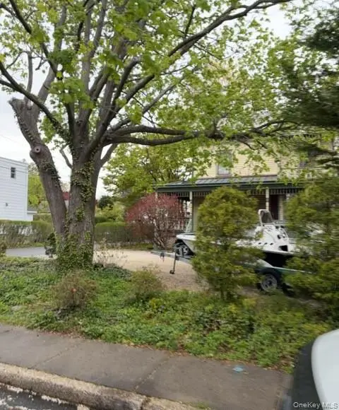 103 Roslyn Avenue, Sea Cliff, NY 11579 - #3