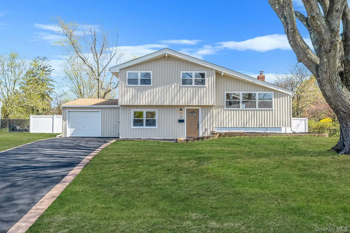 25 Greentree Drive, Oakdale, NY 11769 - #1