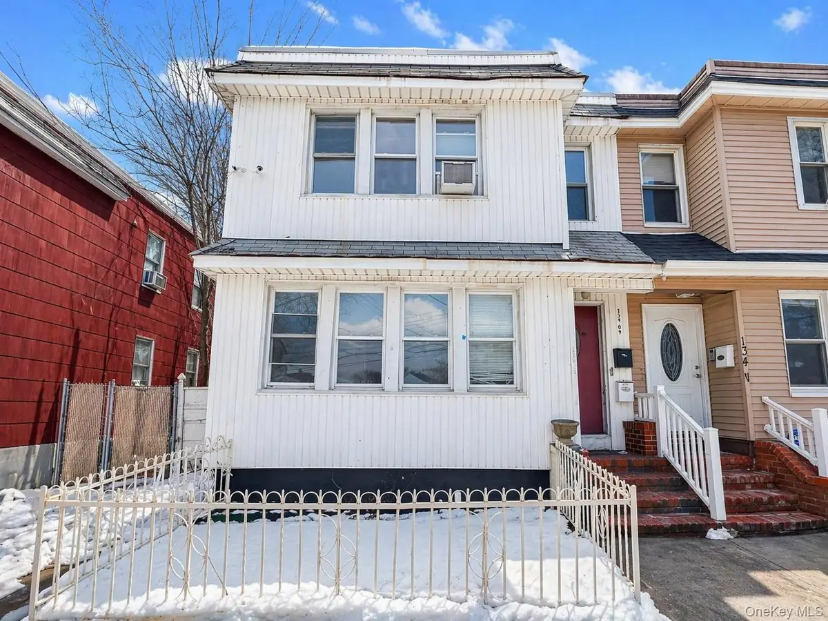 134-09 Hawtree Street, Ozone Park, NY 11417 - #1