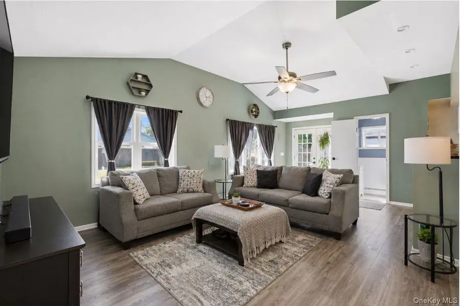 1433 Manatuck Boulevard, Bay Shore, NY 11706 - #2