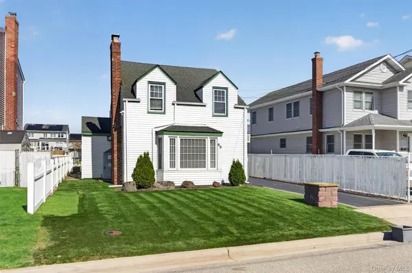 69 Forest Avenue, Massapequa, NY 11758