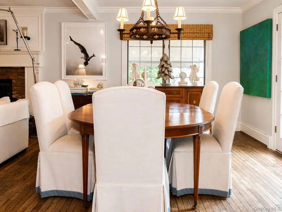 44 Straight Path, Southampton, NY 11968 - #3