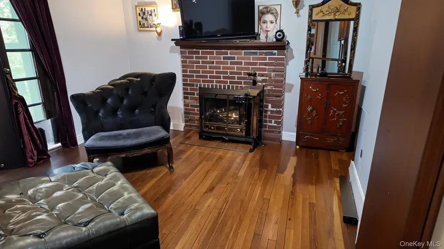 568 W 261st Street, Bronx, NY 10471 - #3