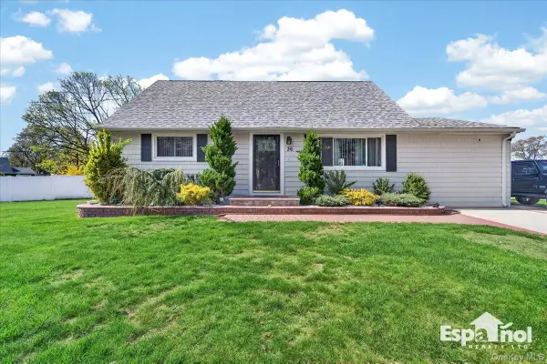 36 Ronald Drive E, Amityville, NY 11701