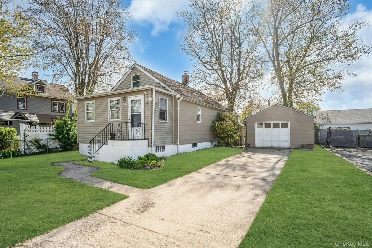 111 S 4th Street, Lindenhurst, NY 11757 - #1