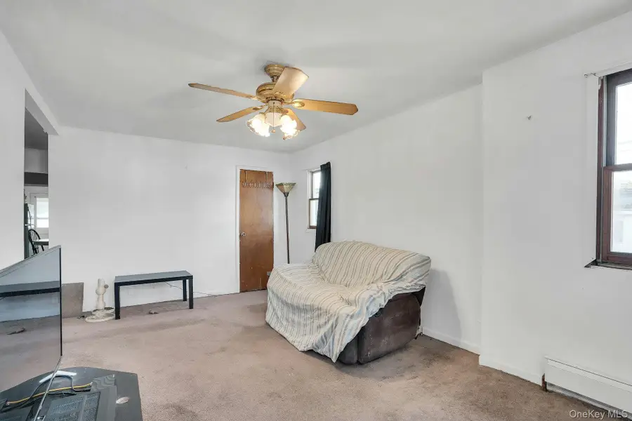 111 S 4th Street, Lindenhurst, NY 11757 - #3