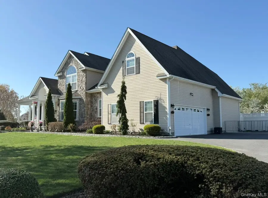 39 Sherwood Drive, Shoreham, NY 11786 - #2