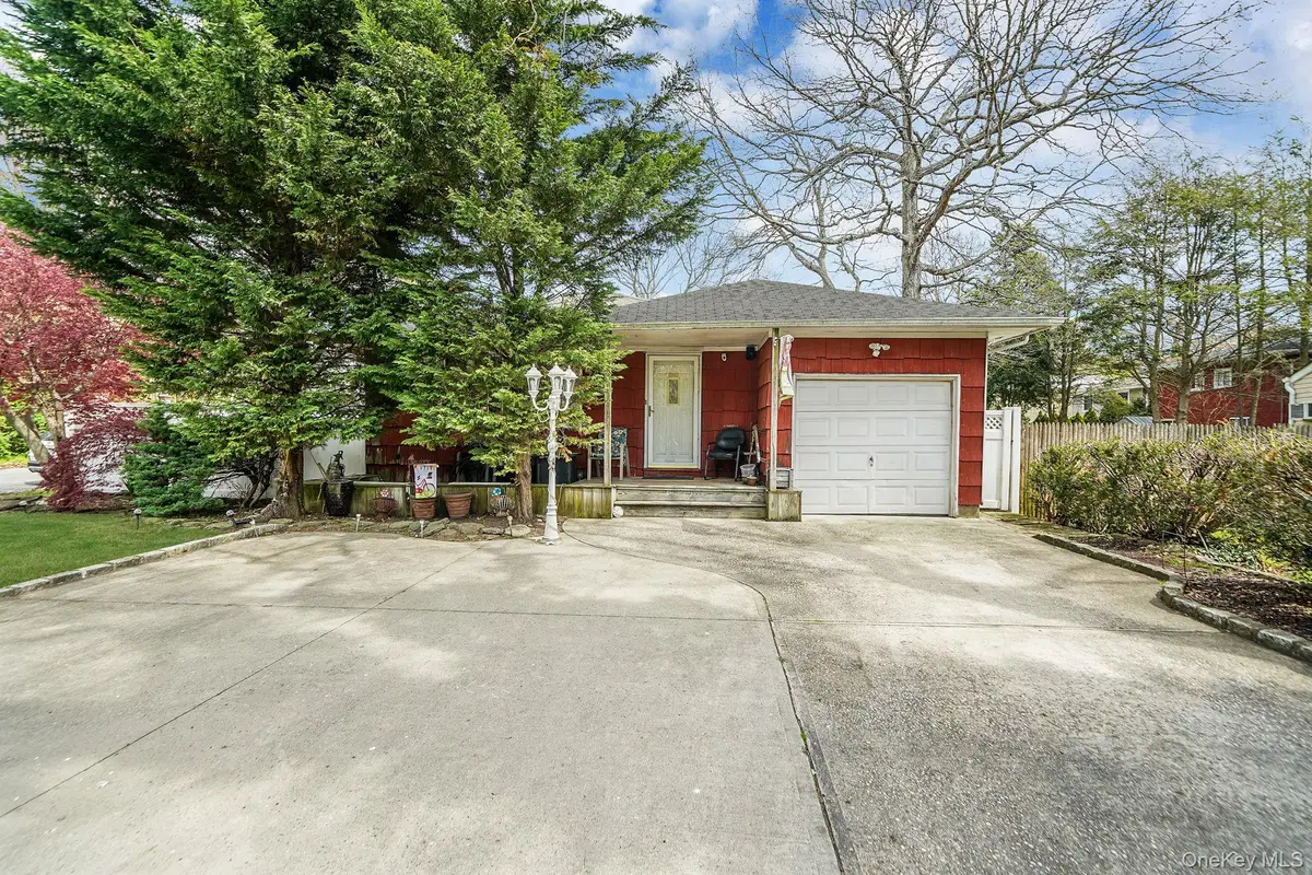 2771 Pond Road, Ronkonkoma, NY 11779 - #1