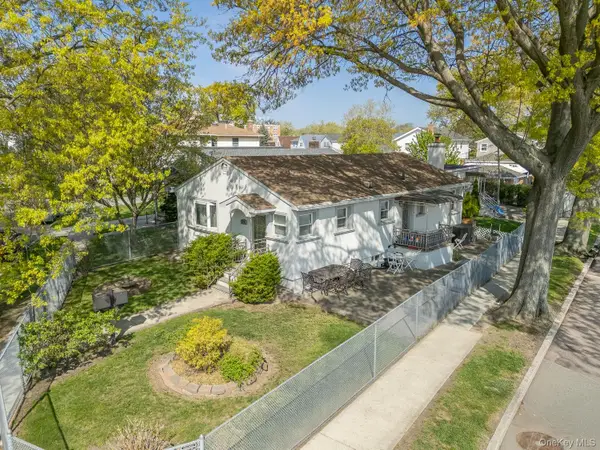 157-59 19th Avenue, Whitestone, NY 11357