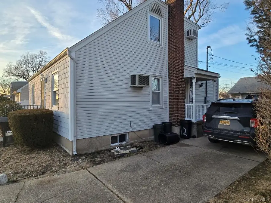 12 Carson Street, Bethpage, NY 11714 - #3