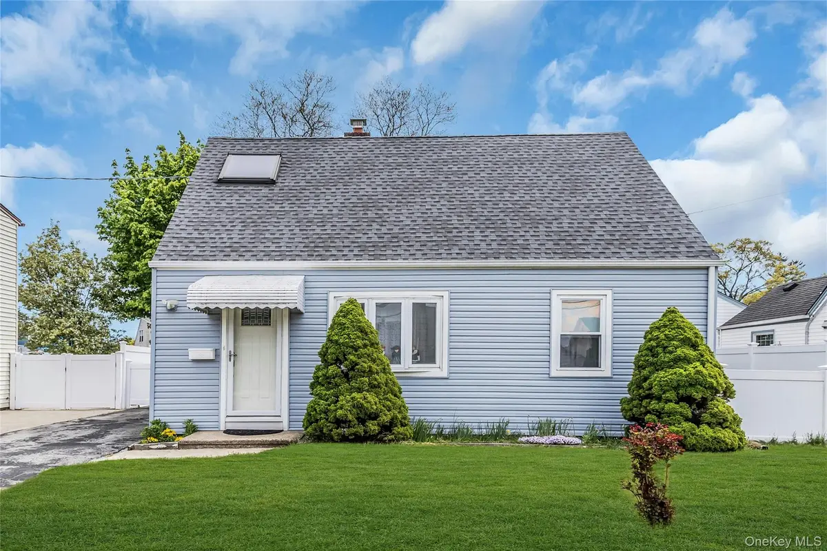 97 Horton Road, Valley Stream, NY 11581 - #1
