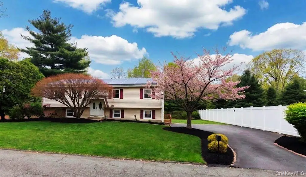 36 Tamar Drive, Valley Cottage, NY 10989 - #1