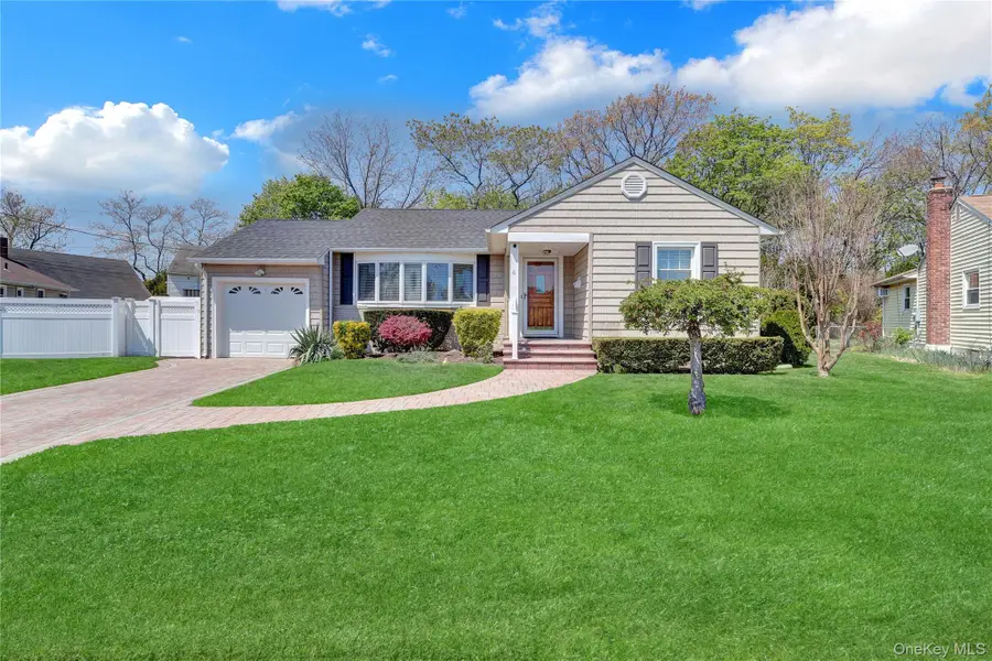 6 Sheep Pasture Lane, Massapequa, NY 11758 - #3