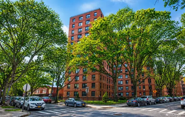6434 102nd Street #9K, Rego Park, NY 11374