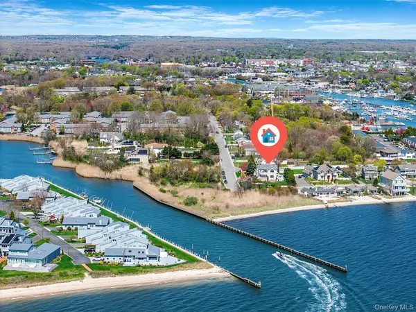 9 Sunset Lane, Patchogue, NY 11772
