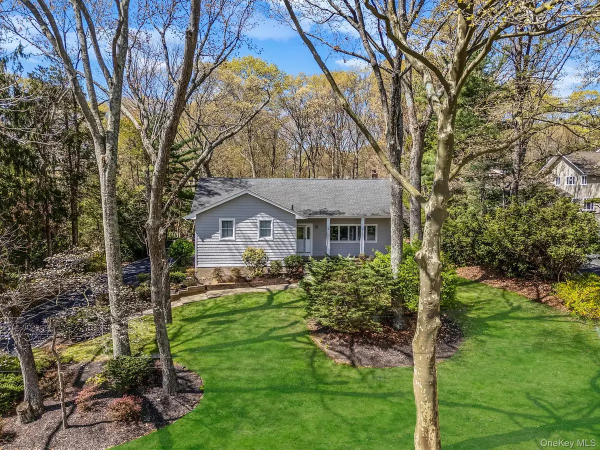 7 Carriage Court, Dix Hills, NY 11746 - #1